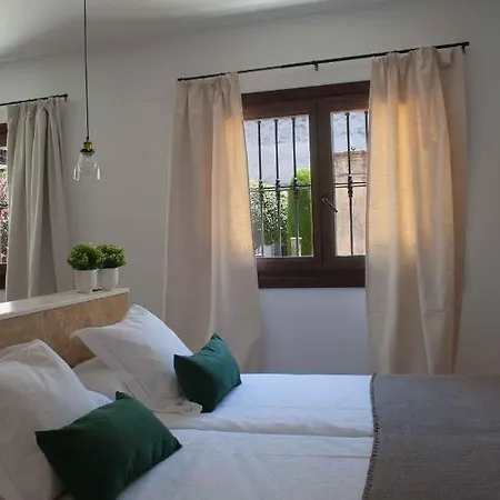 Apartment Tres Llaves Palacio De Vela De Cobos *
