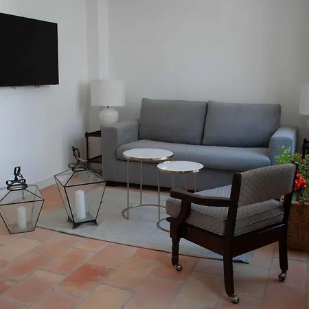 Apartment Tres Llaves Palacio De Vela De Cobos *